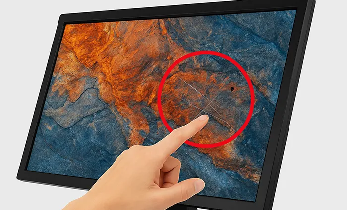 صفحه نمایش آسیب دیده